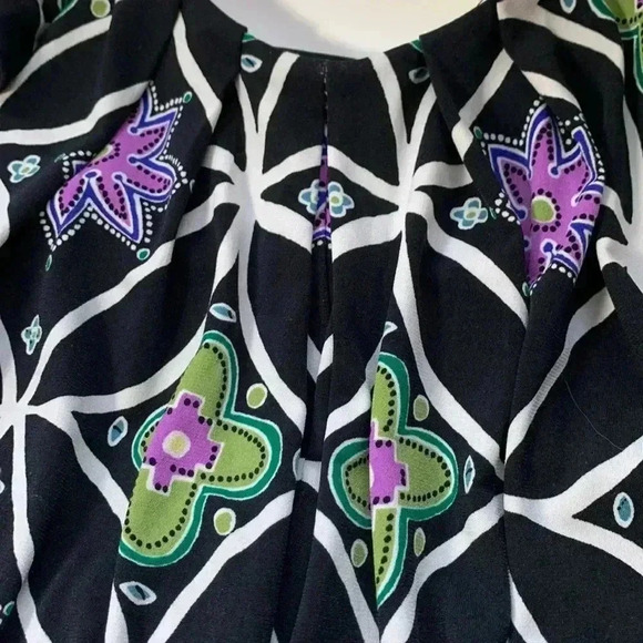 Maggy London summer dress, purple and  green, jersey knit, lightweight - Picture 7 of 9